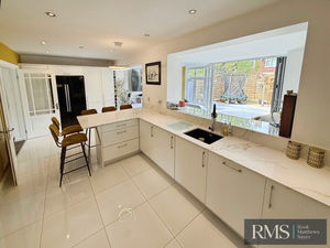 Photo 16- click for photo gallery